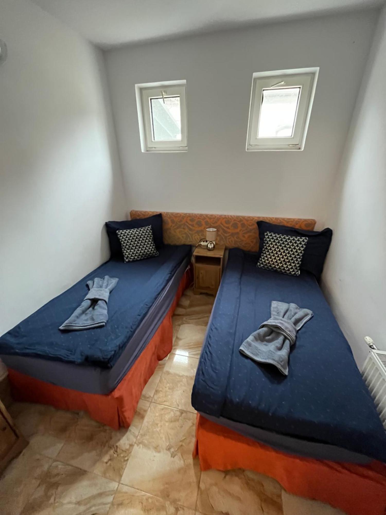 8 -As Apartman Balatonfenyves Zewnętrze zdjęcie